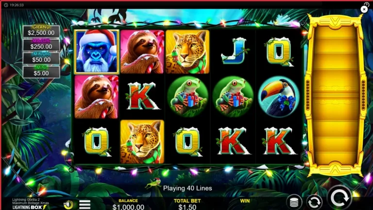 Tampilan visual slot Lightning Gorilla 2 Xmas dengan tema hutan tropis bernuansa Natal